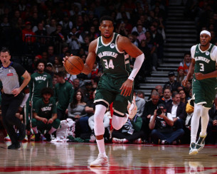 Αντετοκούνμπο: «Θα ήθελα πολύ να δω έναν αγώνα ανάμεσα στον πρωταθλητή της EuroLeague και του NBA»