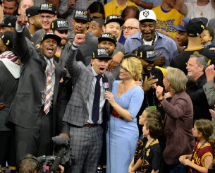 Προπονητής - πρωταθλητής του NBA εμπλεκόμενος στο σκάνδαλο των παράνομων παιχνιδιών πόκερ! Προπονητής - πρωταθλητής του NBA εμπλεκόμενος στο σκάνδαλο των παράνομων παιχνιδιών πόκερ!