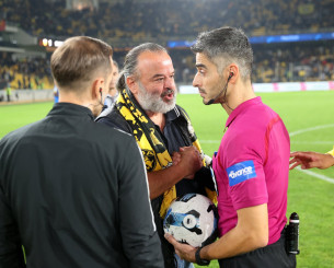 O Μάριος Ηλιόπουλος πήγε στον Παπαδόπουλο μετά το ΑΕΚ-Παναιτωλικός