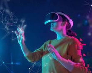 Εφαρμογές του Metaverse: Πώς Επηρεάζει τη Ζωή και τις Επιχειρήσεις μας Εφαρμογές του Metaverse: Πώς Επηρεάζει τη Ζωή και τις Επιχειρήσεις μας