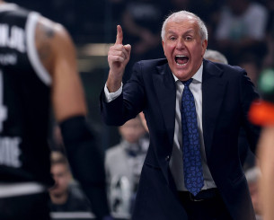 Έξαλλος με τους παίκτες του ο Ομπράντοβιτς: «Πολλοί δεν ενδιαφέρονται για το αποτέλεσμα»