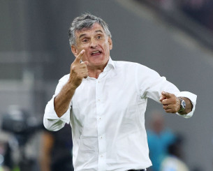 Μεντιλίμπαρ: «Πρώτος μας στόχος είναι το πρωτάθλημα, να είμαστε συγκεντρωμένοι με Άρη» Μεντιλίμπαρ: «Πρώτος μας στόχος είναι το πρωτάθλημα, να είμαστε συγκεντρωμένοι με Άρη»