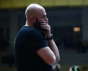 Volley League Γυναικών: Τρεις ομάδες άλλαξαν προπονητές μέσα σε έναν μήνα Volley League Γυναικών: Τρεις ομάδες άλλαξαν προπονητές μέσα σε έναν μήνα