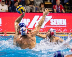 Η Μλάντοστ «καταδιώκει» τον Ολυμπιακό στον Α όμιλο του Champions League του πόλο