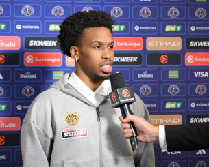 Ο Σορτς υπέγραψε αυτόγραφα και φωτογραφήθηκε με φίλους της Παρί - Το video του Athletiko