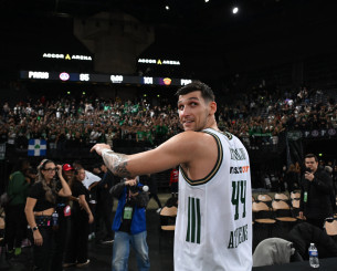 Το βίντεο του Athletiko με τους πανηγυρισμούς του Μήτογλου με τον κόσμο του Παναθηναϊκού