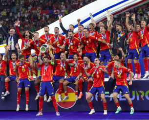 Στο «Γουέμπλεϊ» και σε ώρα - έκπληξη ο τελικός του EURO 2028