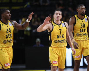 Με όλα τα όπλα και τη μέγιστη συγκέντρωση η ΑΕΚ στο Μαρούσι