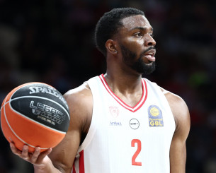 Η παρακάμερα του Ολυμπιακός - Καρδίτσα και η μεγάλη επιστροφή του Κίναν Έβανς (video)