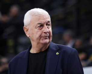 Τα «γκάζια» του Σάκοτα στο ημίχρονο γύρισαν τον διακόπτη για την ΑΕΚ