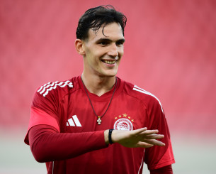 Στην ευρωπαϊκή λίστα του Ολυμπιακού ο Μπότης