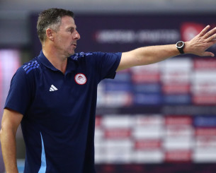 Αιχμές Φάτοβιτς και Γενηδουνιά κατά της διαιτησίας στο Ζάγκρεμπ μετά την ήττα από τη Μλάντοστ