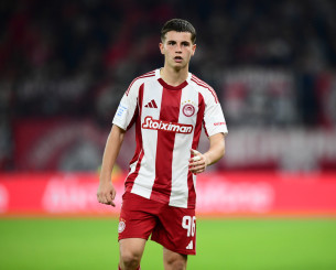 Η Μάντσεστερ Γιουνάιτεντ... τσεκάρει τον Μουζακίτη: «Ο Αμορίμ τον έχει στη λίστα του»