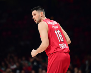 Τι συμβαίνει με τον Παπανικολάου στον Ολυμπιακό - Παίζει ολοένα και λιγότερο