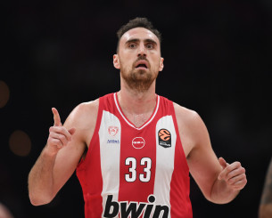 Μιλουτίνοφ: «Τι τραγωδία συνέβη με τον Έβανς...»