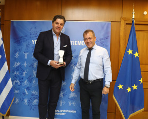 Βρούτσης για τη συνάντηση με τον Μποντιρόγκα: «Δεσμευθήκαμε για μία γιορτή του μπάσκετ»