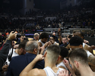 «Τρέλα» στον κόσμο του ΠΑΟΚ: Γεμίζει το PAOK Sports Arena για το ντέρμπι με τον Ολυμπιακό!