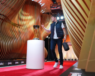 Από τα νεκροταφεία και τη Γουόλ Στριτ στην Euroleague: Η απίθανη ιστορία του νέου παίκτη της Dubai