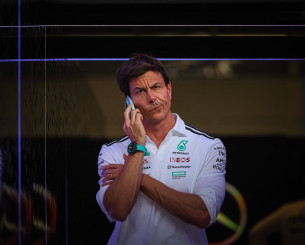 Εξελίξεις στη Mercedes: Ο Τότο Βολφ διαπραγματεύεται την πώληση των μετοχών του σε τιμή ρεκόρ!