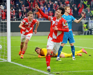 Η Μάιντς νίκησε την Φιορεντίνα και έκανε το 3/3 -  Το απόλυτο των νικών και για Τσέλιε, Σαμσουνσπόρ