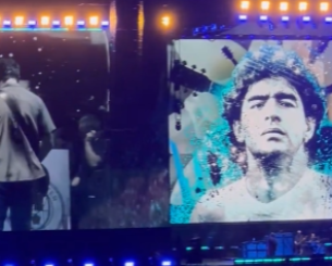 Oι Oasis αφιέρωσαν το «Live Forever» στον Μαραντόνα και αποθεώθηκαν στην Αργεντινή (video)