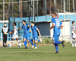 Η Νίκη Βόλου συνέτριψε με εξάρα τον ΠΑΟΚ Β!