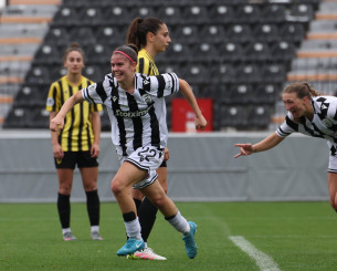 Σαρωτικός ο ΠΑΟΚ, κέρδισε εύκολα 4-1 την ΑΕΚ στο ποδόσφαιρο γυναικών