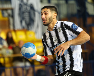 Ανάρτηση από Μπεσίκτας με το σπίτι του Κεμάλ πριν την ρεβάνς με τον ΠΑΟΚ στη Θεσσαλονίκη