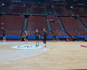 Το Athletiko στο Μιλάνο: Πρωινό shoot around για τον Ολυμπιακό στη Unipol Arena (video)