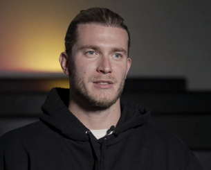 Ο Λόρις Κάριους είναι εδώ: Ο Γερμανός βρήκε την... Ιθάκη του στην Σάλκε και την οδηγεί στην Βundesliga