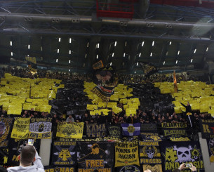 Ρεκόρ προσέλευσης στη Sunel Arena και... υπόκλιση των παικτών στον κόσμο Ρεκόρ προσέλευσης στη Sunel Arena και... υπόκλιση των παικτών στον κόσμο