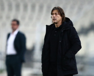 Αλμέιδα: «Εγινε λάθος που μας κόστισε ακριβά, δεν έφτανε η συνολική προσπάθεια» Αλμέιδα: «Εγινε λάθος που μας κόστισε ακριβά, δεν έφτανε η συνολική προσπάθεια»