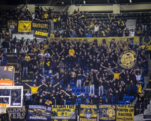 Εξαντλήθηκαν κεντρικές θύρες και court seats στην ΑΕΚ ενόψει Ναντέρ (pic) Εξαντλήθηκαν κεντρικές θύρες και court seats στην ΑΕΚ ενόψει Ναντέρ (pic)