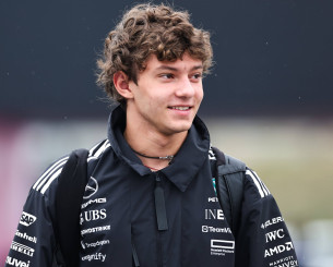 Σε αυτή την ομάδα «στέλνουν» τον Κίμι Αντονέλι οι Ιταλοί Σε αυτή την ομάδα «στέλνουν» τον Κίμι Αντονέλι οι Ιταλοί