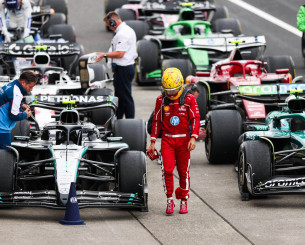 Τι συμβαίνει με τον Χάμιλτον και  την Ferrari; Τι συμβαίνει με τον Χάμιλτον και  την Ferrari;