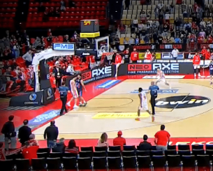 Ένταση ανάμεσα σε Λαρεντζάκη και Ντάνιελς λίγο πριν το φινάλε στο ΣΕΦ