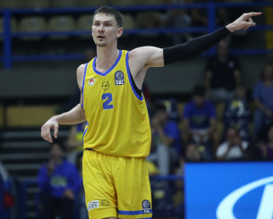 Ο Τζέιν Βαν Τούμπεργκεν στο Athletiko: «Να δίνουμε απαντήσεις σε όσους μας είχαν ξεγράψει»