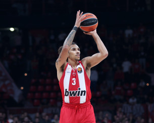 Γουόρντ: «Θα τα δώσουμε όλα για να φέρουμε τη νίκη κόντρα στη Φενέρμπαχτσε»