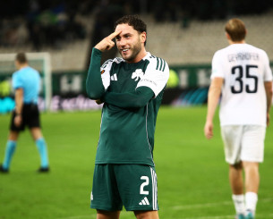 Το «φαινόμενο» με τα τρία σερί γκολ από δεξιά μπακ - Τι ζητάει απ' τους ακραίους ο Μπενίτεθ