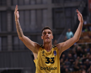 Ο Άντζουσιτς έκανε ντεμπούτο και ο Άρης «κατάπιε» τον Προμηθέα στο Παλέ