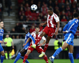 Ο Ολυμπιακός ήταν... Ευρωπαίος, έβαλε τρία γκολ στη Ρεάλ, αλλά έχασε από τον «διαστημικό» Εμπαπέ