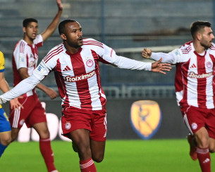 Ο Ελ Κααμπί άνοιξε το σκορ για τον Ολυμπιακό στο Αγρίνιο (video)