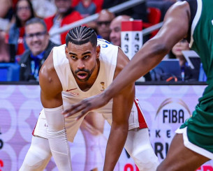 Ο Κλαβέλ ολοκλήρωσε τις υποχρεώσεις του με το Πουέρτο Ρίκο και έρχεται στην ΑΕΚ