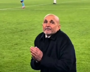 Τα πήρε ο Σπαλέτι και άνοιξε διάλογο την ώρα του ματς με οπαδούς της Γιουβέντους - «Πείτε μου τι θέλετε πια»