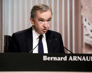 Ο πλουσιότερος άνθρωπος στον κόσμο έτοιμος να «μπει» στη Ρεάλ Μαδρίτης