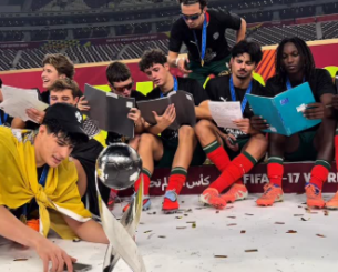 Η Κ17 της Πορτογαλίας σήκωσε το Μουντιάλ… και μετά έβγαλε τα βιβλία για μελέτη (video)