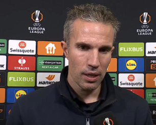 Ο Φαν Πέρσι έβαλε αλλαγή τον... Φαν Πέρσι - Ο Σακίλ Φαν Πέρσι έκανε ντεμπούτο για την Φέγενορντ υπό τις οδηγίες του πατέρα του