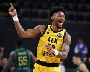 Η αυταπάρνηση του Σίλβα: MVP με πόνο στο δεξί πόδι