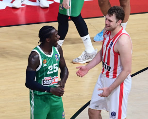 Απίστευτη εξέλιξη με Ναν – Βεζένκοφ πριν το ντέρμπι!