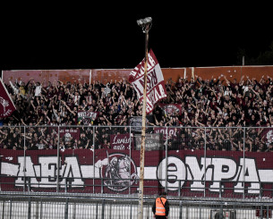 Η ΑΕΛ Novibet κατήγγειλε ότι ο Λεβαδειακός μπλόκαρε τα εισιτήρια για τους φιλάθλους της